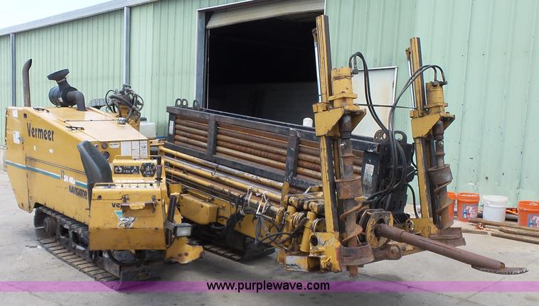 image for item K7111 2000 Vermeer D24X40A directional boring unit