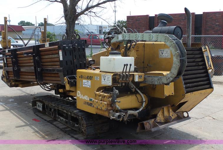 image for item K7111 2000 Vermeer D24X40A directional boring unit