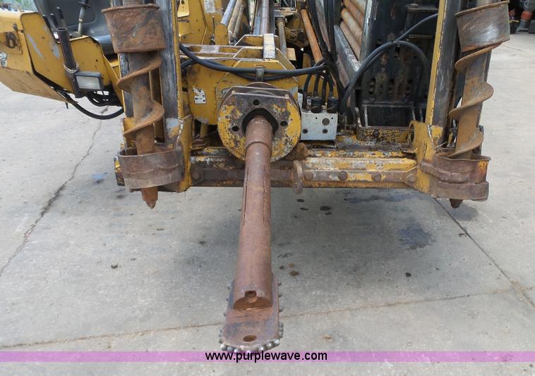 image for item K7111 2000 Vermeer D24X40A directional boring unit