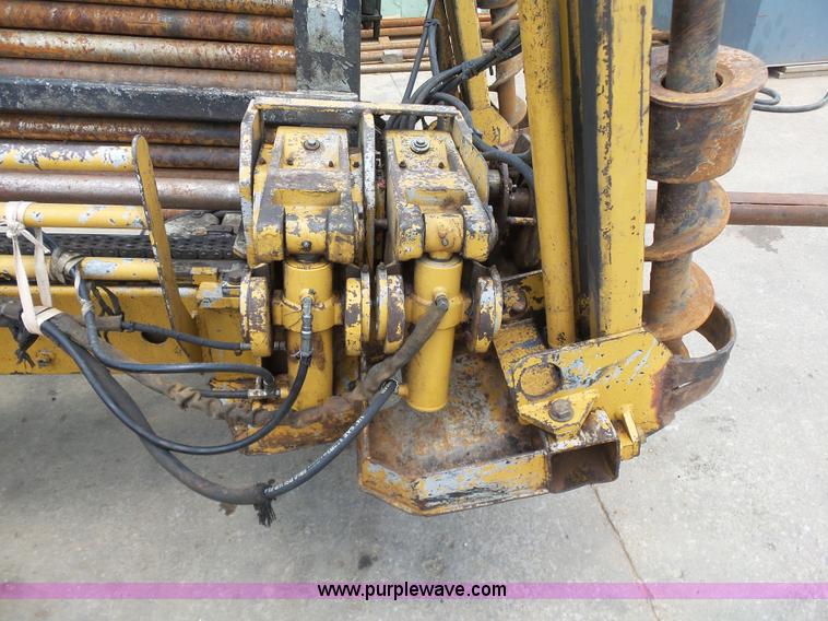 image for item K7111 2000 Vermeer D24X40A directional boring unit