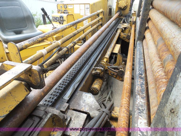 image for item K7111 2000 Vermeer D24X40A directional boring unit