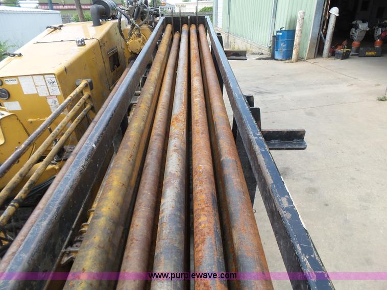 image for item K7111 2000 Vermeer D24X40A directional boring unit