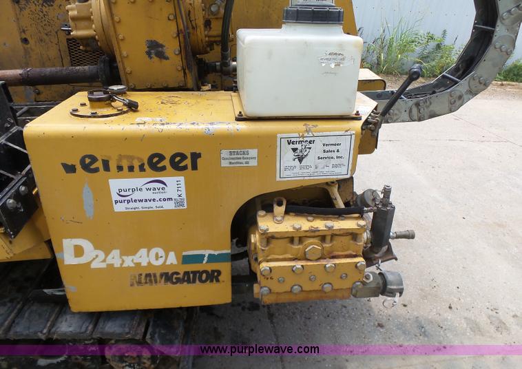 image for item K7111 2000 Vermeer D24X40A directional boring unit