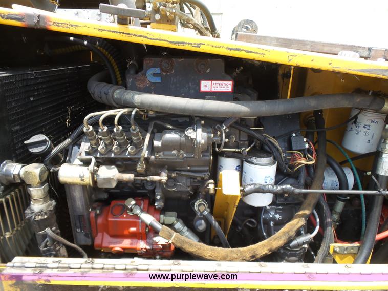 image for item K7111 2000 Vermeer D24X40A directional boring unit