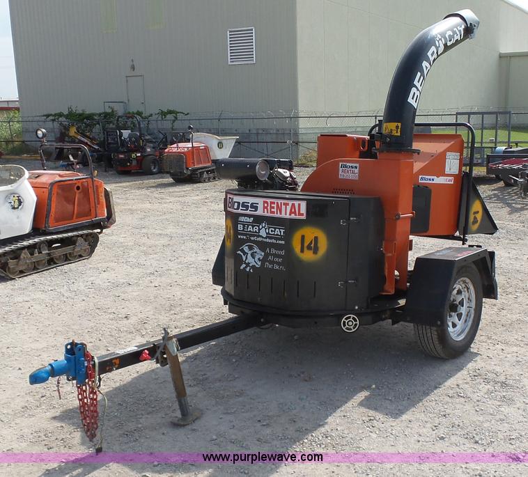 image for item K7112 2007 Bear Cat 76824 chipper