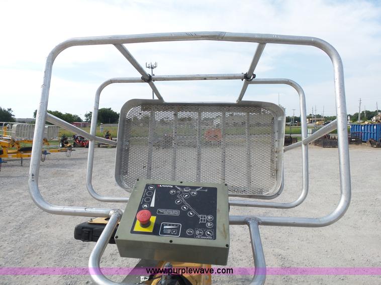 image for item K7113 2008 Biljax 3632DC boom lift