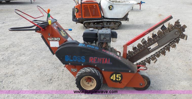 image for item K7115 2007 Ditch Witch 1230 trencher