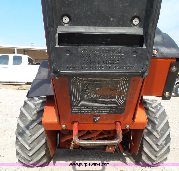 image for item K7115 2007 Ditch Witch 1230 trencher