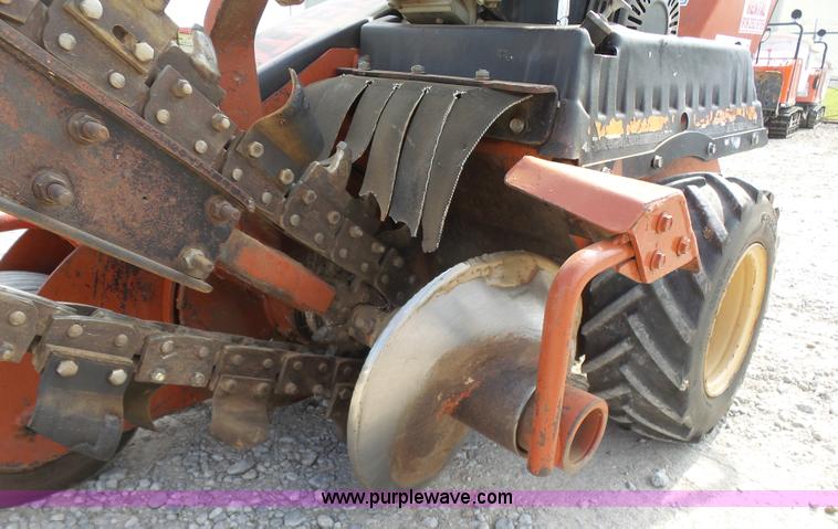 image for item K7115 2007 Ditch Witch 1230 trencher