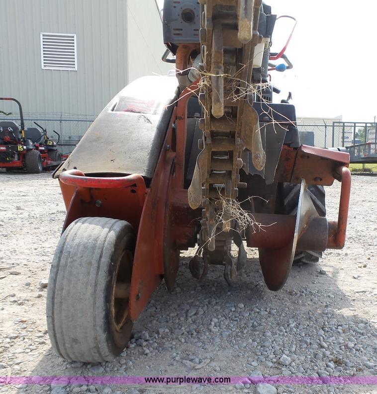 image for item K7115 2007 Ditch Witch 1230 trencher