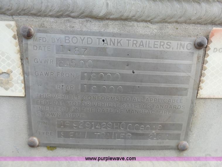 image for item K7117 1987 Boyd Tank 2161 dry bulk trailer
