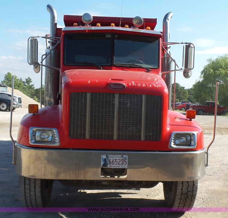 image for item K7119 2003 Peterbilt 330 dump truck