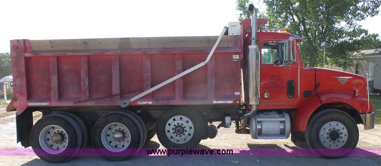 image for item K7119 2003 Peterbilt 330 dump truck