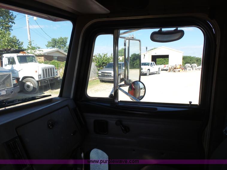 image for item K7119 2003 Peterbilt 330 dump truck