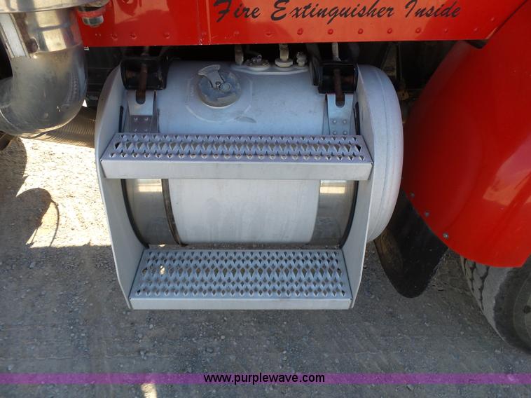 image for item K7119 2003 Peterbilt 330 dump truck