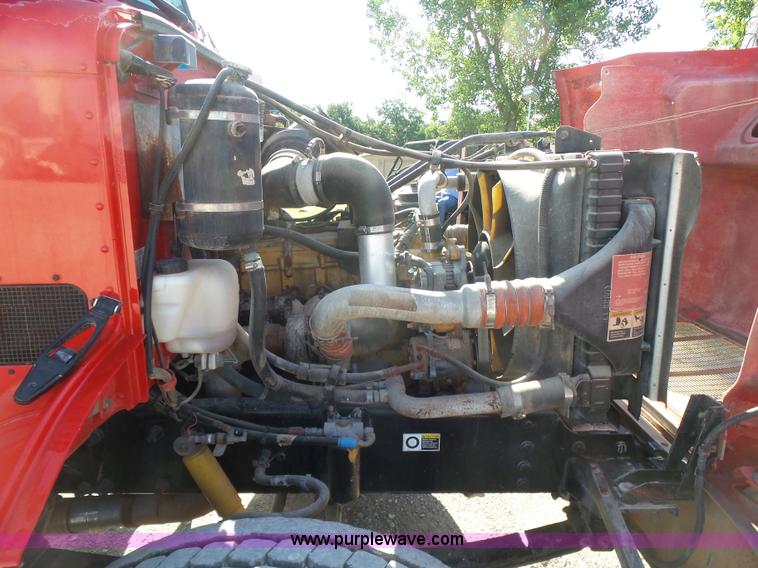 image for item K7119 2003 Peterbilt 330 dump truck