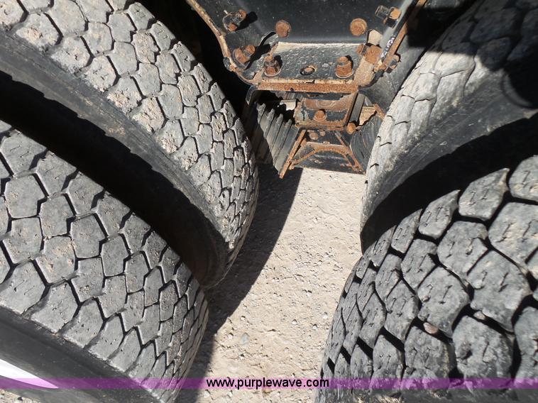 image for item K7119 2003 Peterbilt 330 dump truck