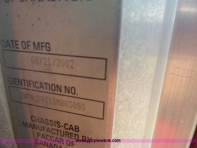 image for item K7119 2003 Peterbilt 330 dump truck