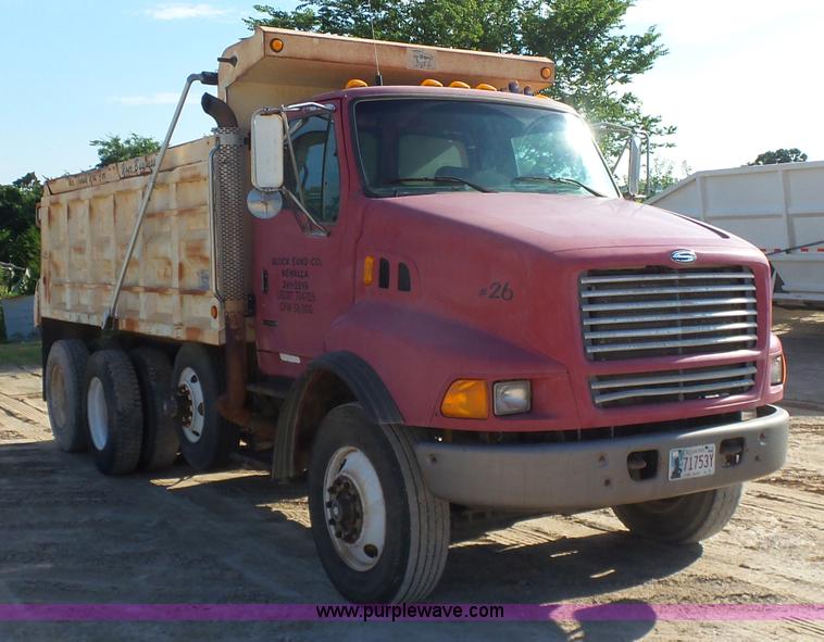 image for item K7120 1999 Sterling L8513 dump truck