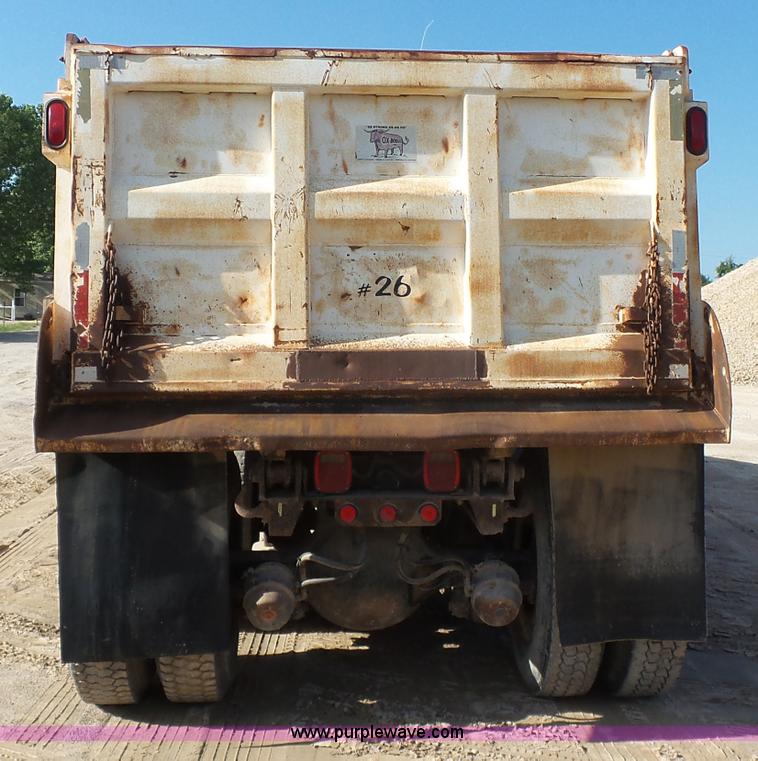 image for item K7120 1999 Sterling L8513 dump truck