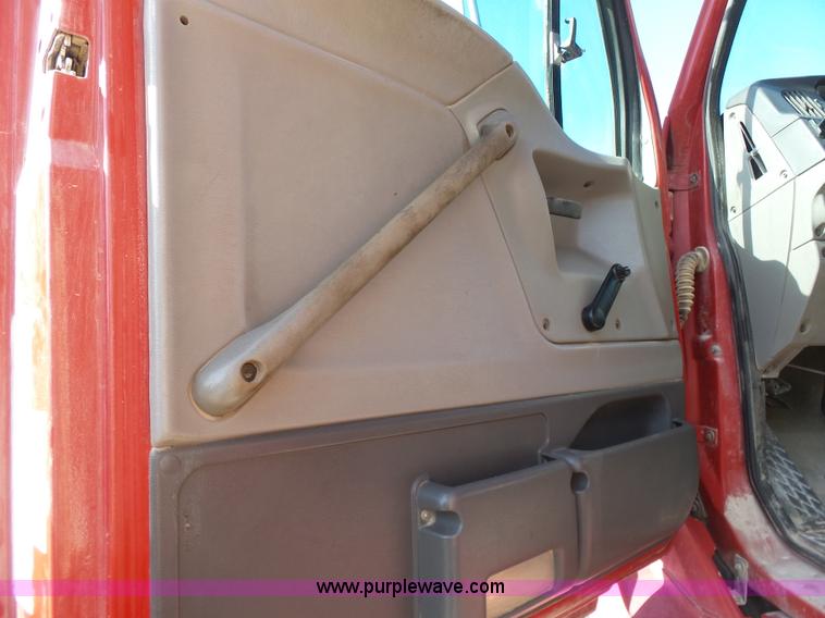 image for item K7120 1999 Sterling L8513 dump truck