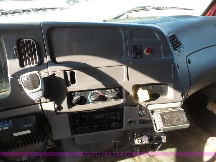 image for item K7120 1999 Sterling L8513 dump truck