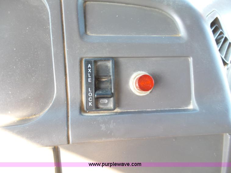 image for item K7120 1999 Sterling L8513 dump truck