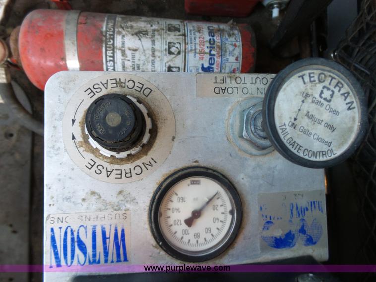 image for item K7120 1999 Sterling L8513 dump truck