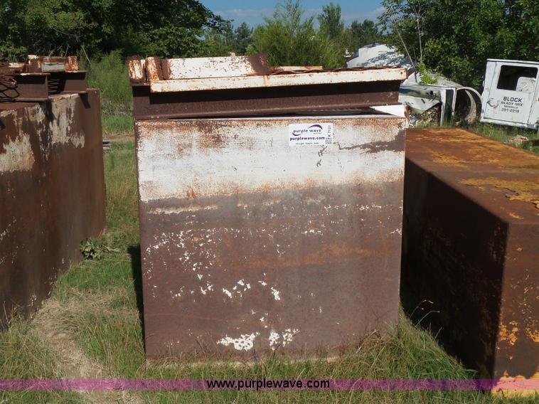 image for item K7121 (5) dredge pontoons