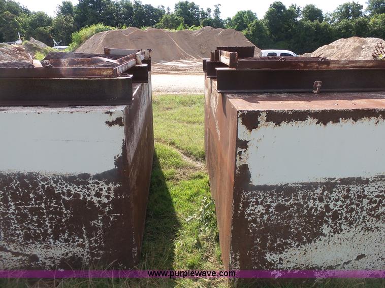 image for item K7121 (5) dredge pontoons