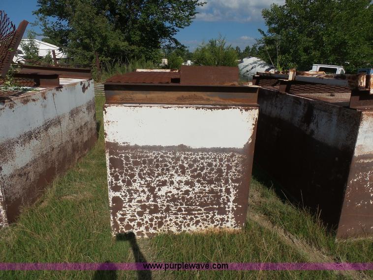 image for item K7121 (5) dredge pontoons