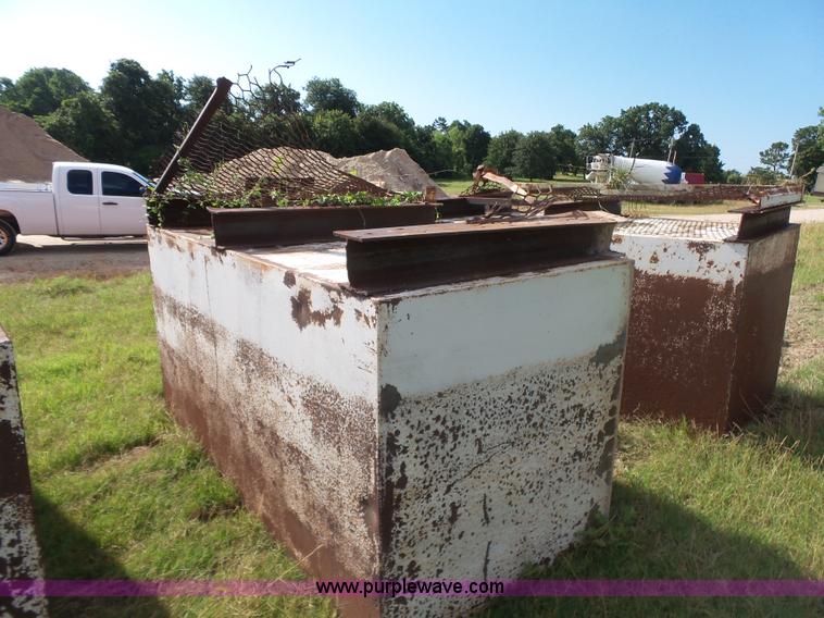 image for item K7121 (5) dredge pontoons