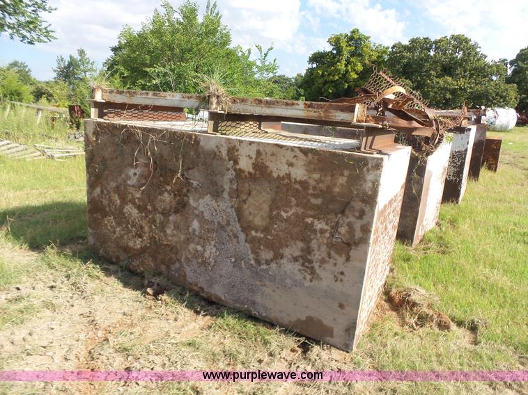 image for item K7121 (5) dredge pontoons