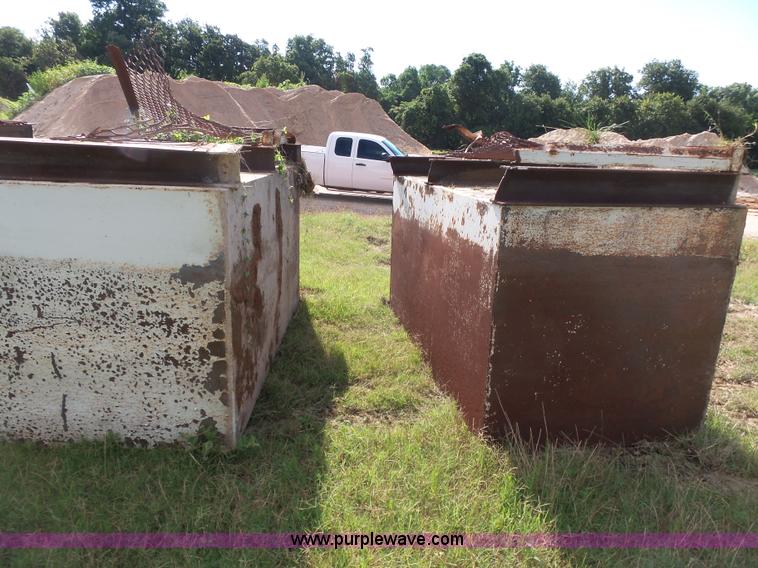 image for item K7121 (5) dredge pontoons