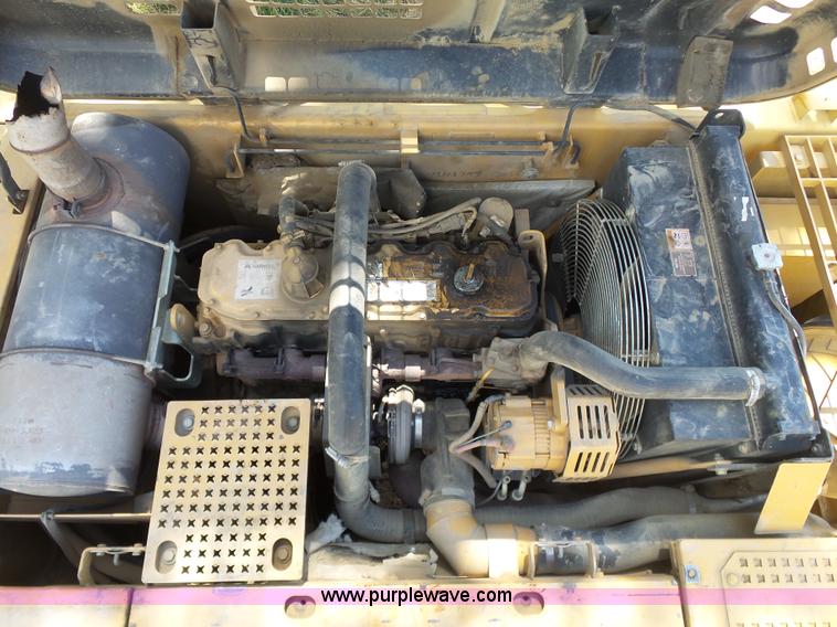 image for item K7122 2002 Caterpillar 325C LC excavator