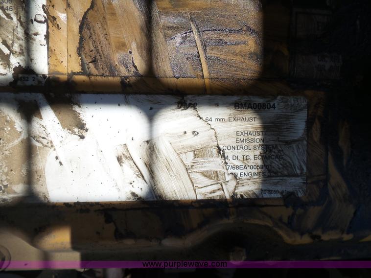 image for item K7122 2002 Caterpillar 325C LC excavator