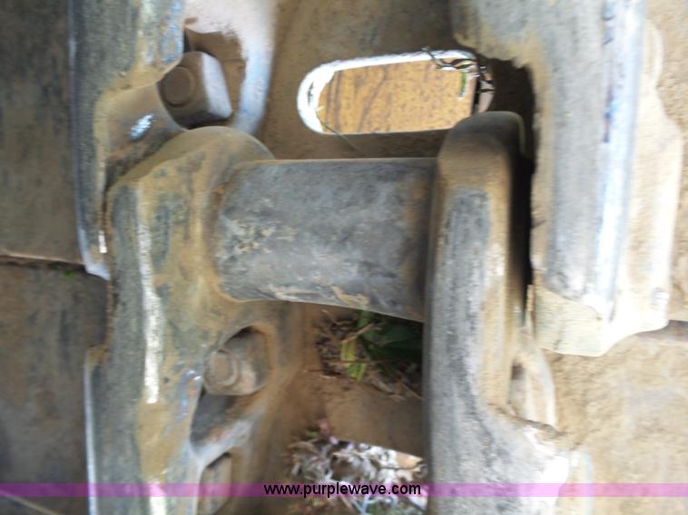 image for item K7122 2002 Caterpillar 325C LC excavator