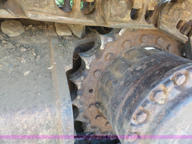 image for item K7122 2002 Caterpillar 325C LC excavator