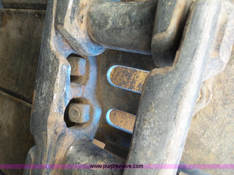 image for item K7122 2002 Caterpillar 325C LC excavator