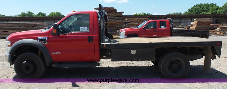 image for item K7132 2009 Ford F550 Super Duty XLT flatbed truck