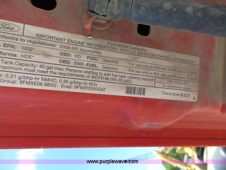 image for item K7132 2009 Ford F550 Super Duty XLT flatbed truck