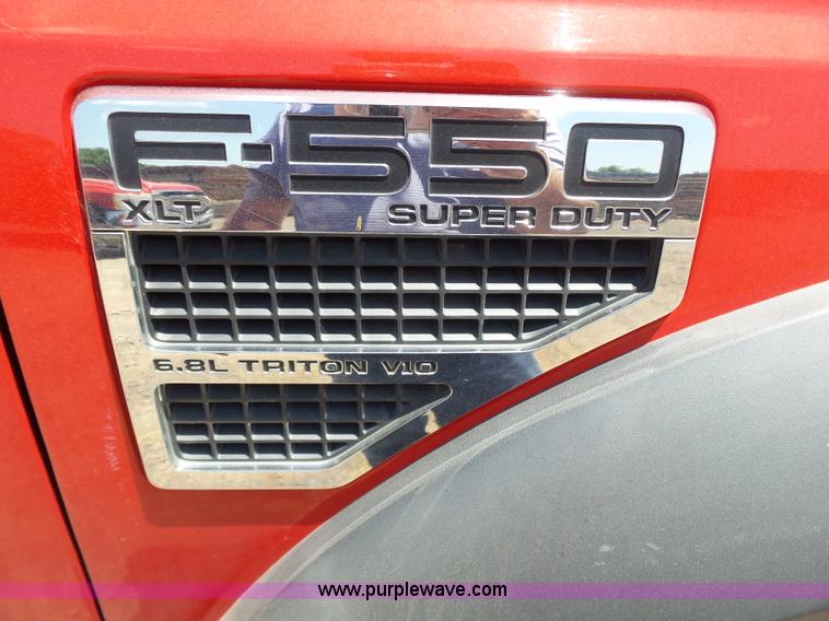 image for item K7132 2009 Ford F550 Super Duty XLT flatbed truck