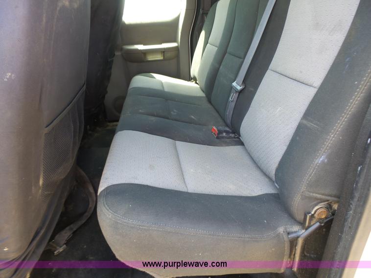 image for item K7133 2009 Chevrolet Silverado 2500HD Ext. Cab pickup truck