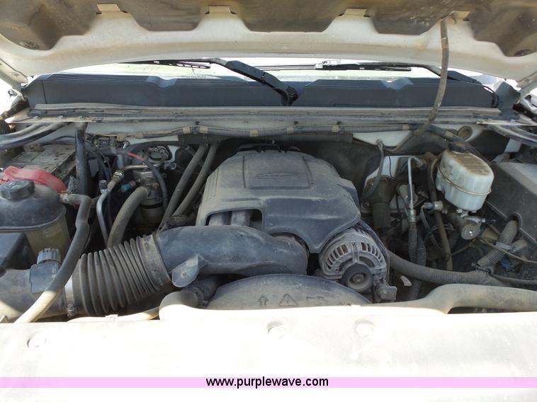 image for item K7133 2009 Chevrolet Silverado 2500HD Ext. Cab pickup truck