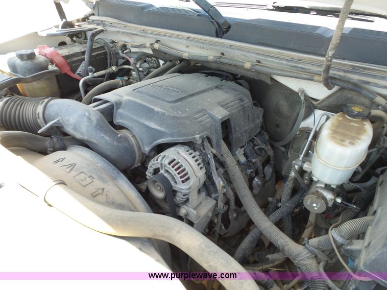 image for item K7133 2009 Chevrolet Silverado 2500HD Ext. Cab pickup truck