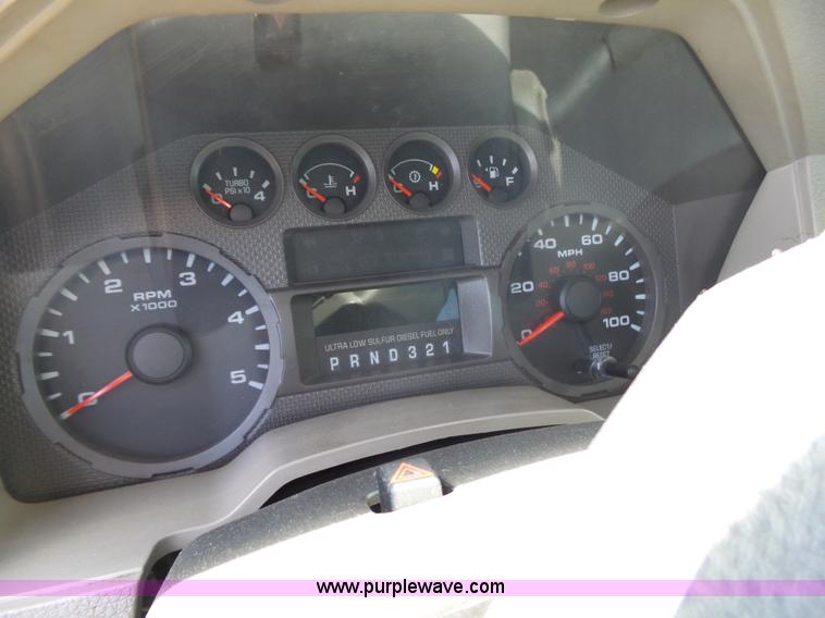 image for item K7134 2009 Ford F550 Super Duty XL cab and chassis