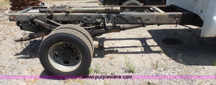 image for item K7134 2009 Ford F550 Super Duty XL cab and chassis