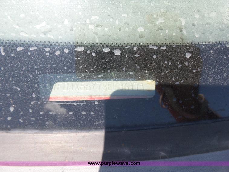 image for item K7136 2008 Ford F550 Super Duty XL SuperCab flatbed truck