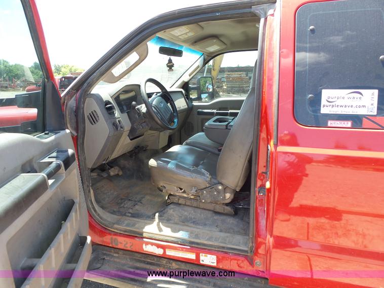 image for item K7136 2008 Ford F550 Super Duty XL SuperCab flatbed truck