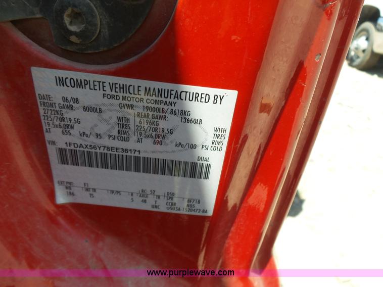 image for item K7136 2008 Ford F550 Super Duty XL SuperCab flatbed truck